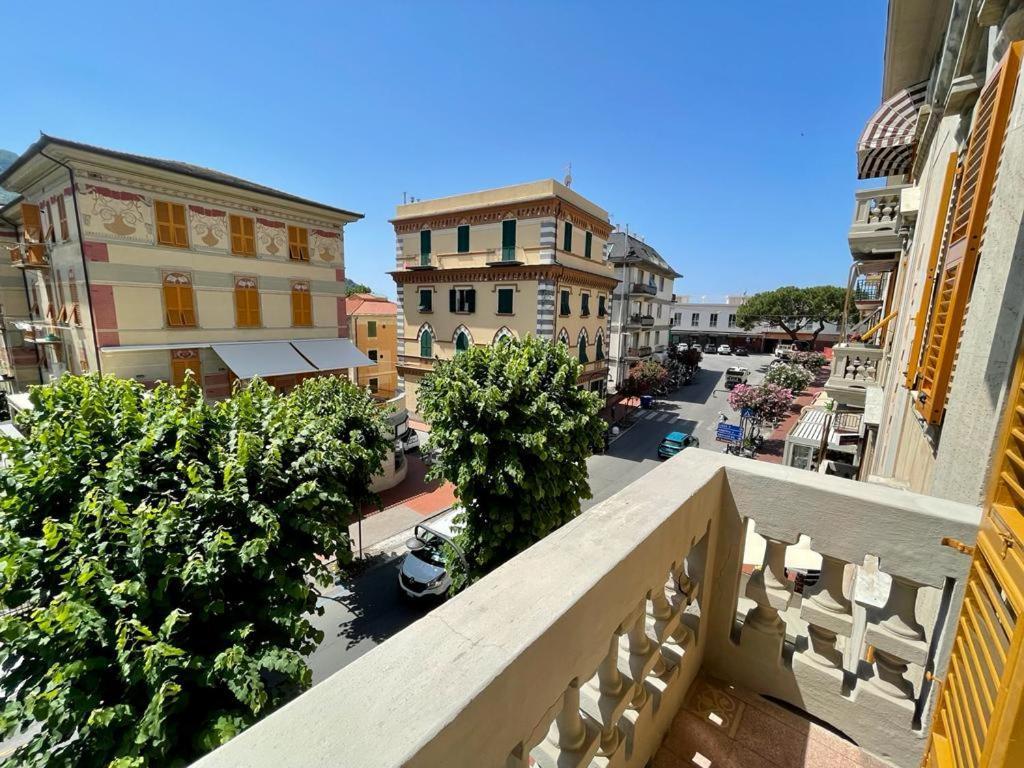 Big Wave Apartment - Levanto, 5 Terre Εξωτερικό φωτογραφία